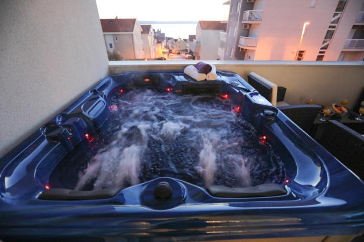 Luxury Sky With Sea View And Whirlpool Apartment *
